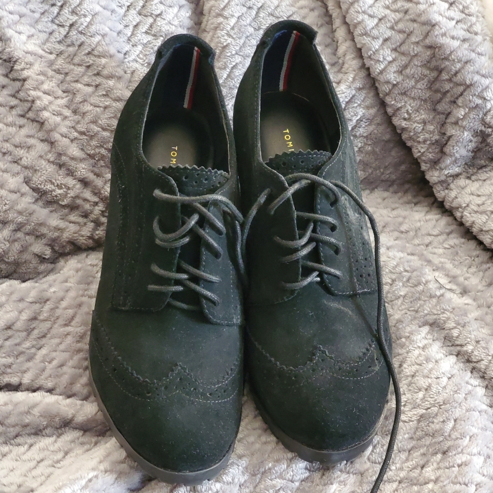 Women's Footwear